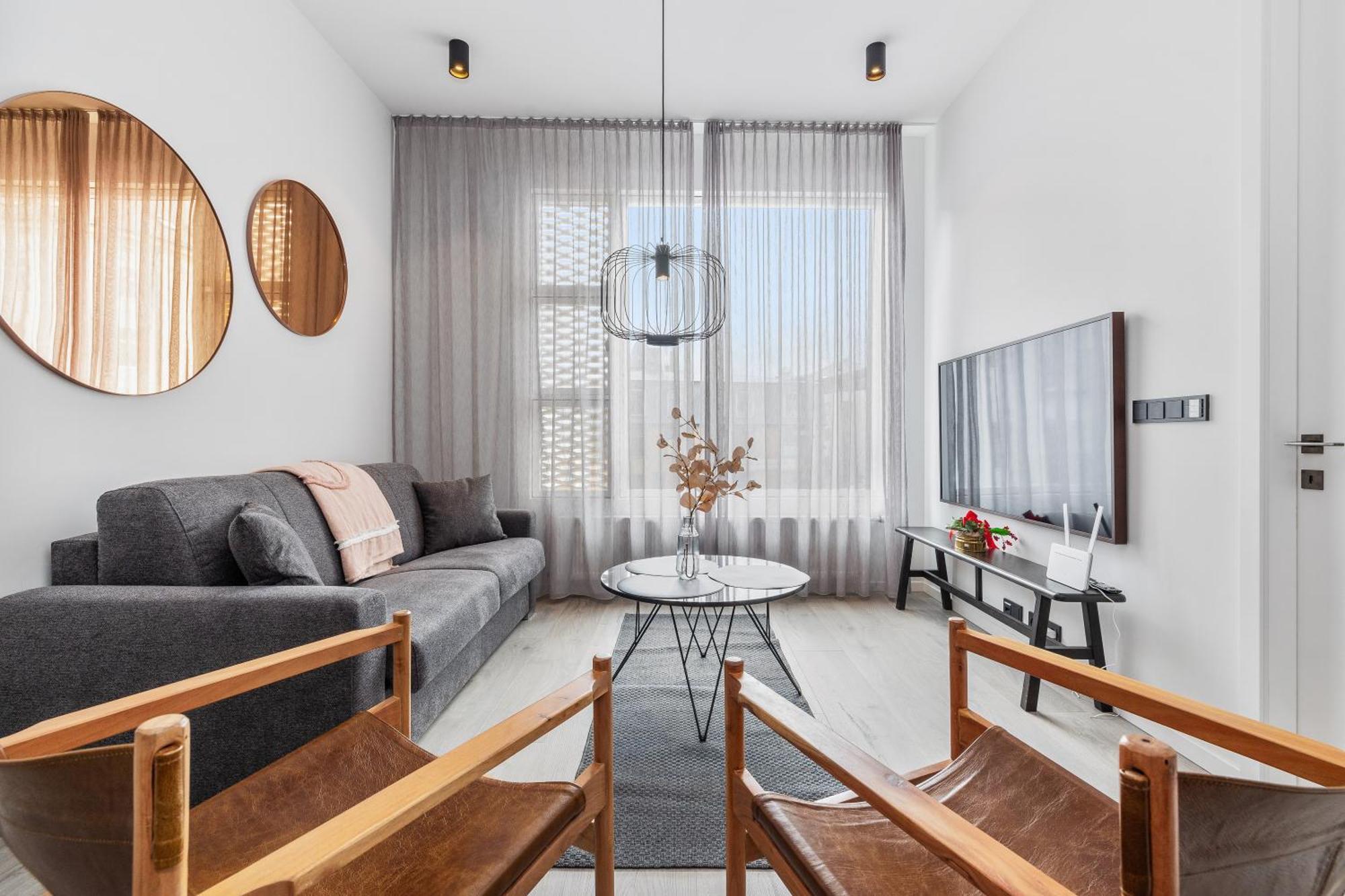 Vibrant Hafnatorg I Spacious Property With Expansive Garage Reykjavík Exterior photo